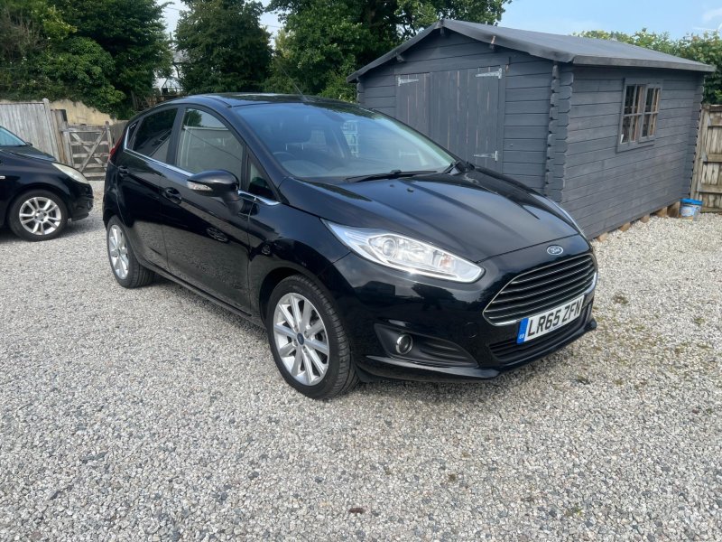 FORD FIESTA 1.5 TDCi Titanium Euro 6 5dr